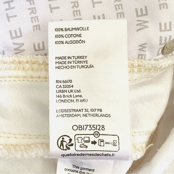 Free People, Good Luck Mid-Rise
Barrel Jeans, 24 - Picture 14 of 15